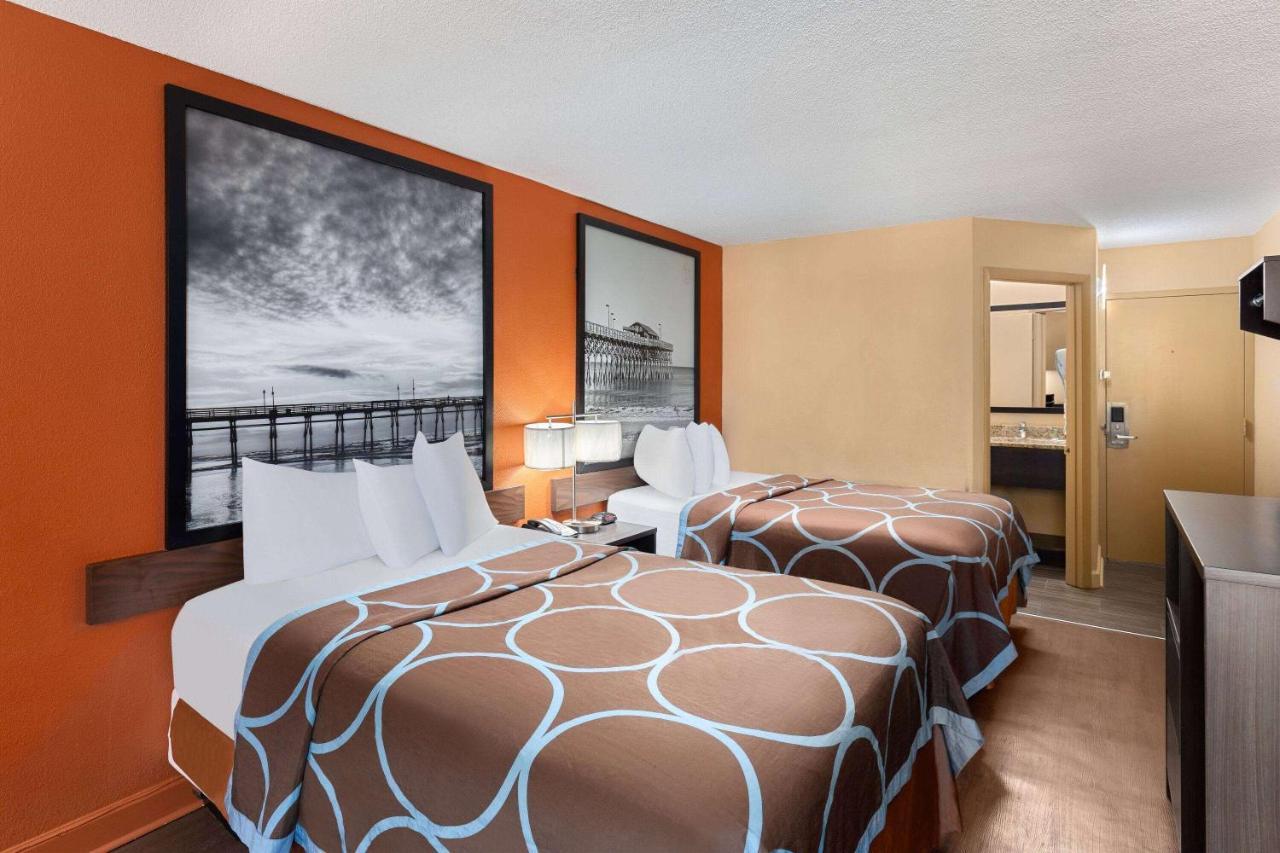 Super 8 By Wyndham Myrtle Beach/Market Common Area מראה חיצוני תמונה